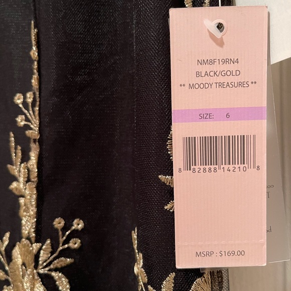 Black Dress with Gold Design NEW - Picture 2 of 6